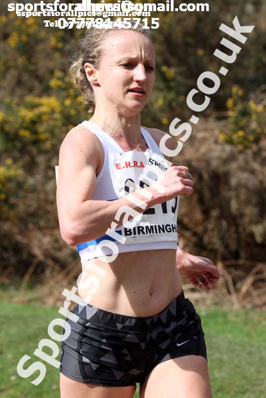 Senior womens 6 Stage Relay, ERRA 12 and 6 Stage Relays, Sutton Coldfield. Photo: David T. Hewitson/Sports for All Pics